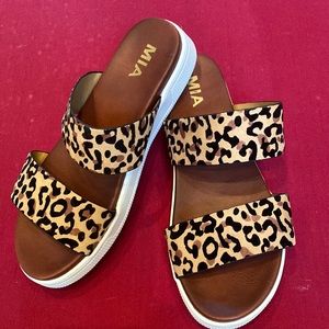 Mia Sage wedge sandals with animal print straps size 8.